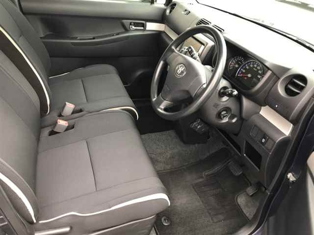 TOYOTA PIXIS SPACE 2013