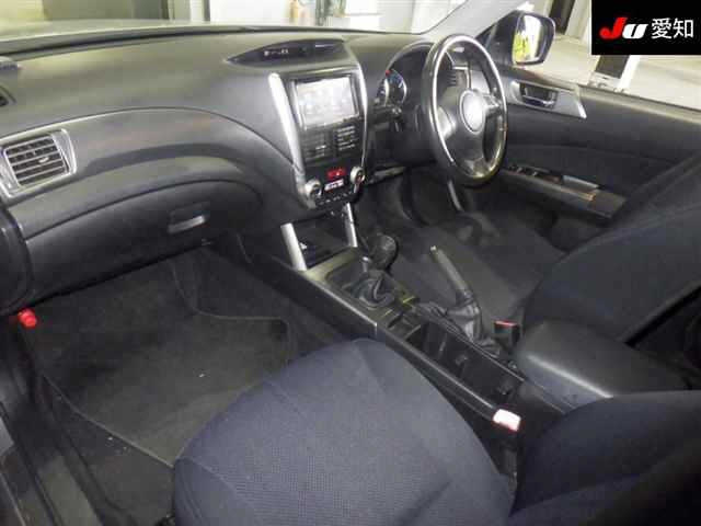 SUBARU FORESTER 2010