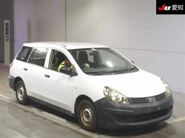 NISSAN AD 2013