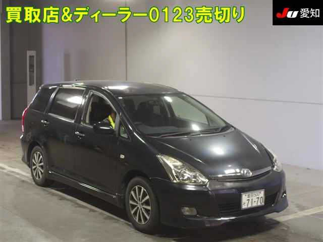 TOYOTA WISH 2009