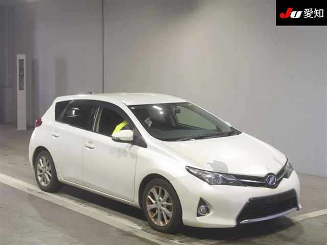 TOYOTA AURIS 2012