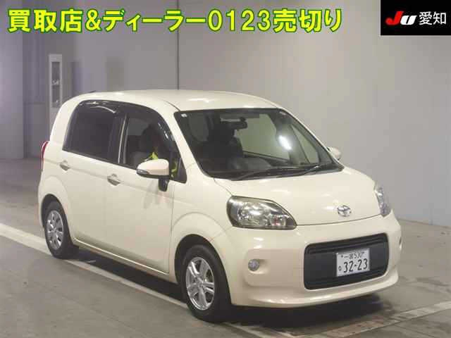 TOYOTA PORTE 2014