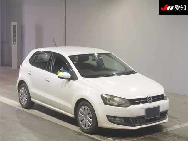 VOLKSWAGEN POLO 2012