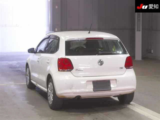 VOLKSWAGEN POLO 2012