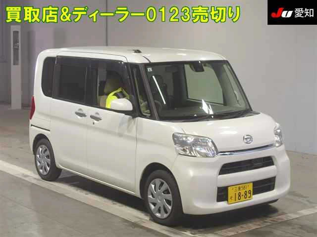 DAIHATSU TANTO 2015
