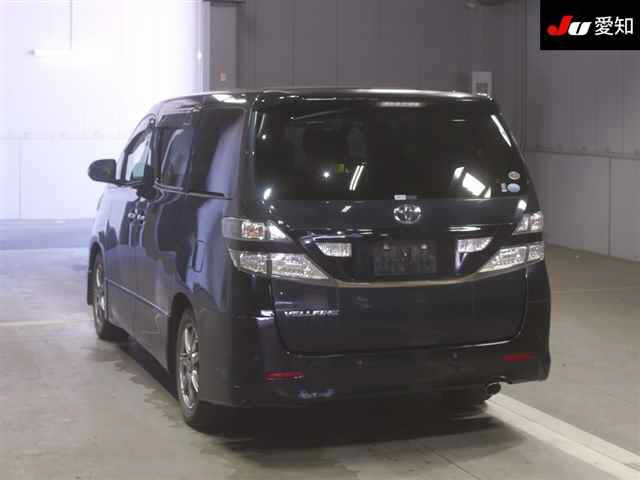 TOYOTA VELLFIRE 2008