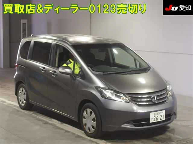HONDA FREED 2011