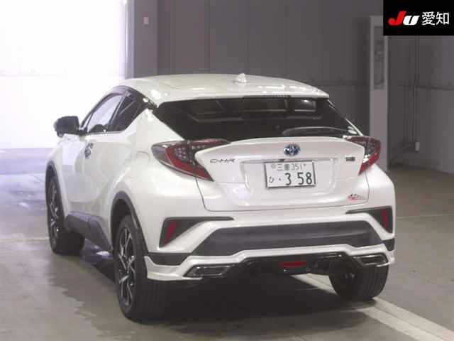 TOYOTA C-HR 2017