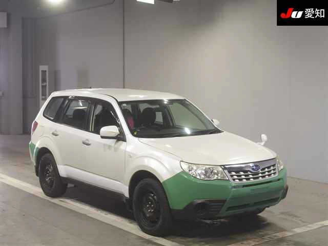 SUBARU FORESTER 2011