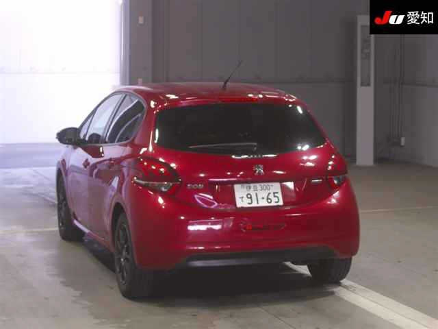 PEUGEOT 208 2016