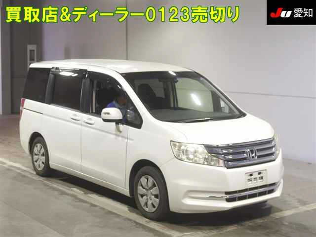 HONDA STEP WAGON 2014