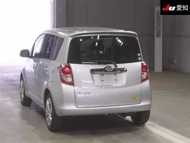 TOYOTA RACTIS 2010