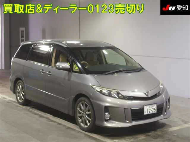TOYOTA ESTIMA 2013