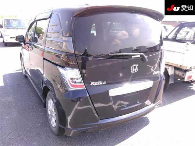 HONDA FREED 2012