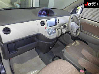 TOYOTA SIENTA 2013