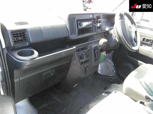 DAIHATSU HIJET VAN 2021