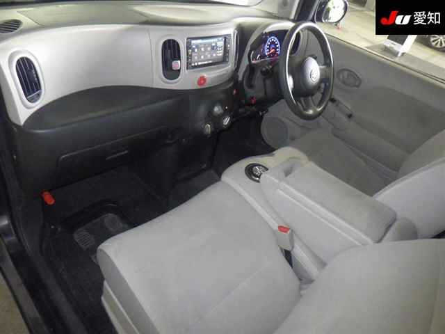 NISSAN CUBE 2010