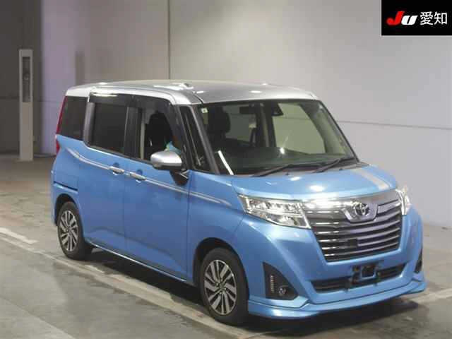 TOYOTA ROOMY 2017