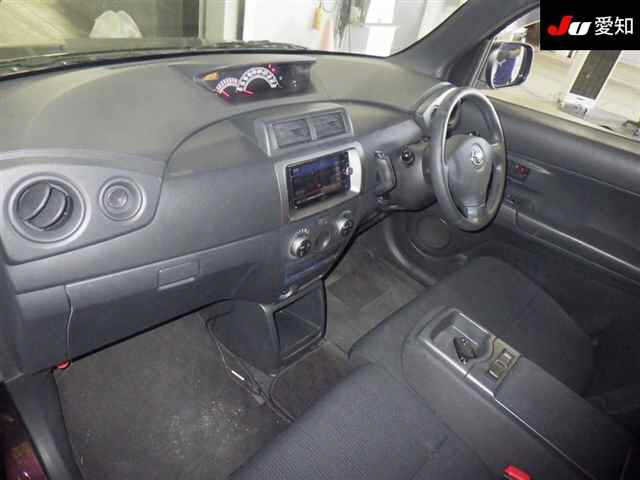 TOYOTA BB 2013