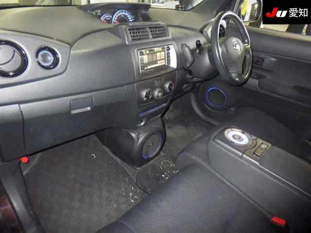 TOYOTA BB 2008