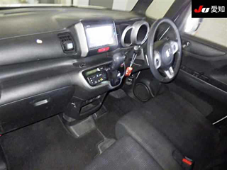 HONDA N BOX 2017