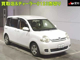 TOYOTA SIENTA 2012