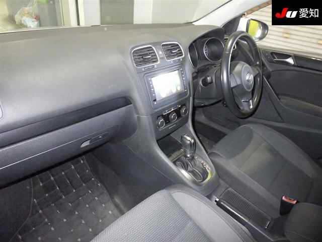 VOLKSWAGEN GOLF 2012