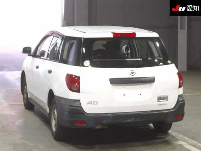 NISSAN AD 2011