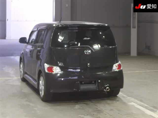 TOYOTA BB 2010