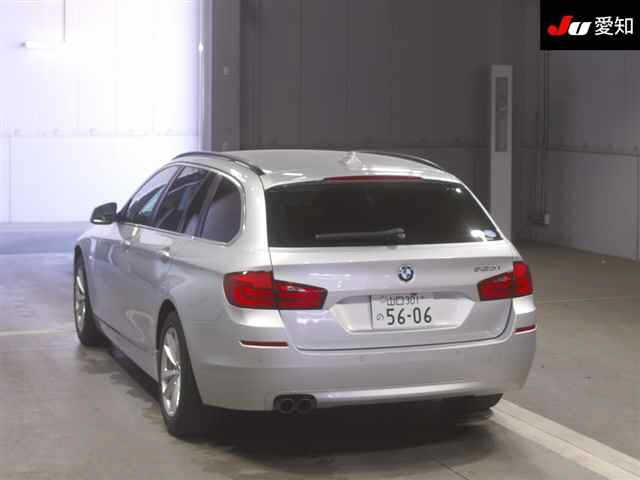 BMW 5 SERIES 2013