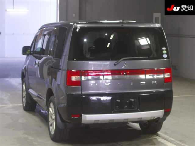 MITSUBISHI DELICA D5 2012