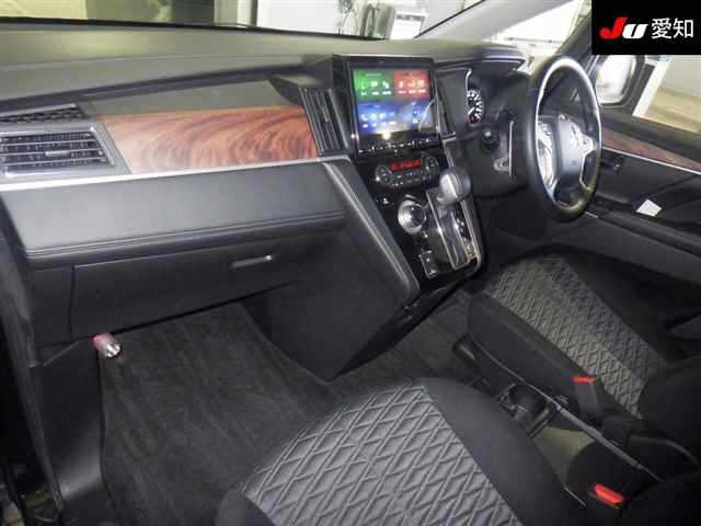 MITSUBISHI DELICA D5 2020