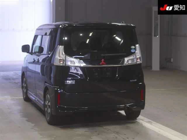 MITSUBISHI DELICA D2 2016