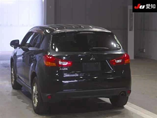 MITSUBISHI RVR 2013