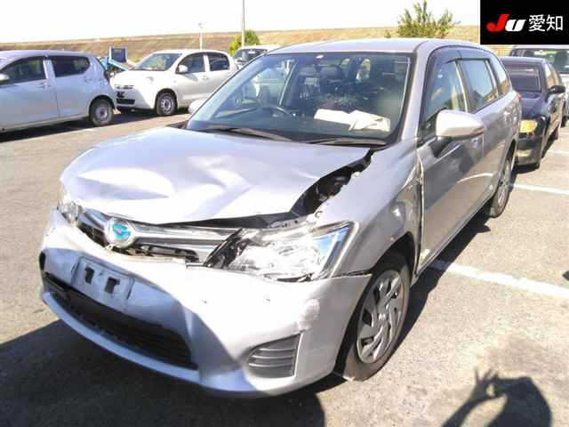 TOYOTA COROLLA FIELDER 2015