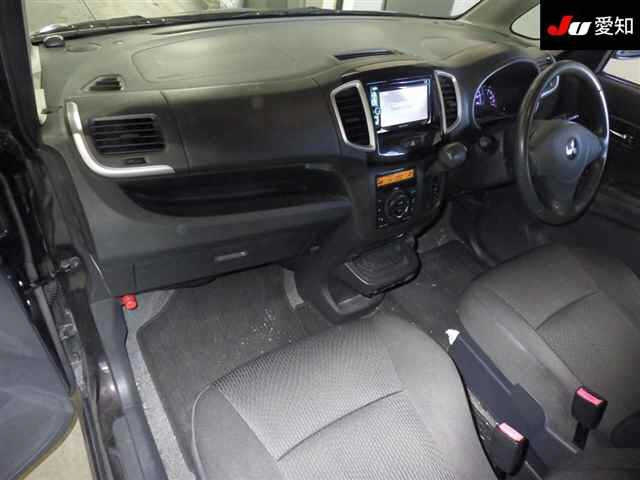 MITSUBISHI DELICA D2 2012