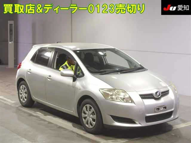 TOYOTA AURIS 2008