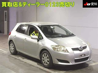 TOYOTA AURIS 2008