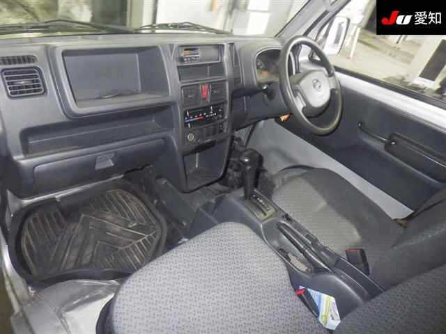 NISSAN CLIPPER TRUCK 2014