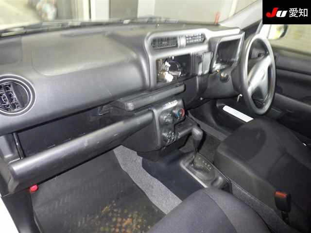 TOYOTA PROBOX 2020