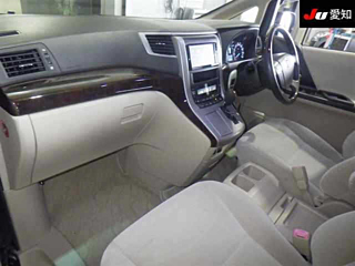 TOYOTA ALPHARD 2013