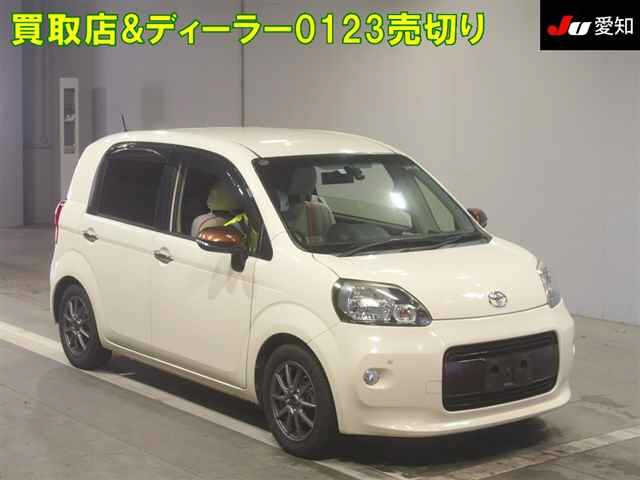 TOYOTA PORTE 2016