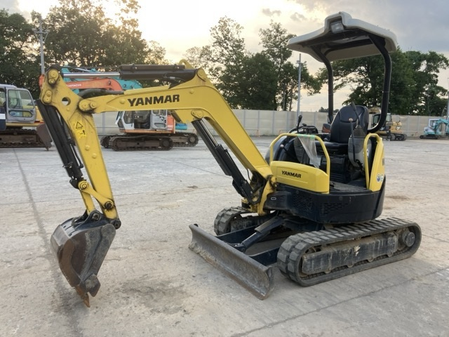 YANMAR VIO20-3 2010