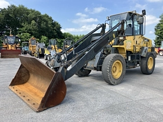 KOMATSU WR12-6 2015