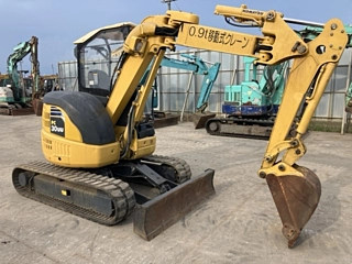 KOMATSU PC30UU-5 2013