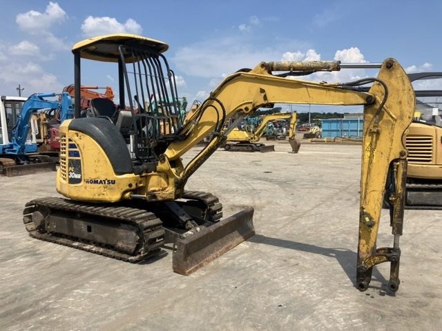 KOMATSU PC30MR-5 2016