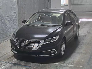 TOYOTA PREMIO 2018