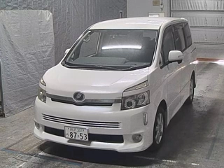 TOYOTA VOXY 2008