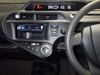 TOYOTA AQUA 2016