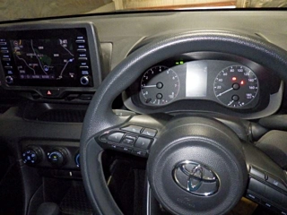 TOYOTA YARIS 2020